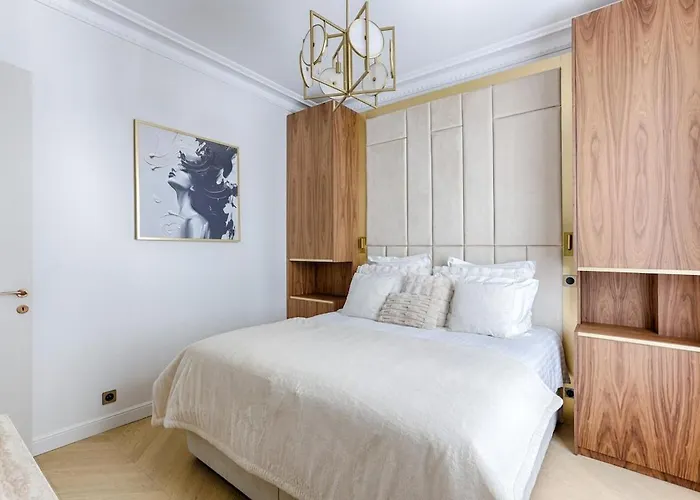 Maison En Pres De Champs De Mars 4bd - The Eiffel Tower شقة