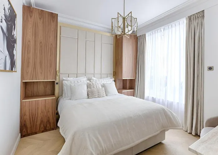 شقة Maison En Pres De Champs De Mars 4bd - The Eiffel Tower باريس